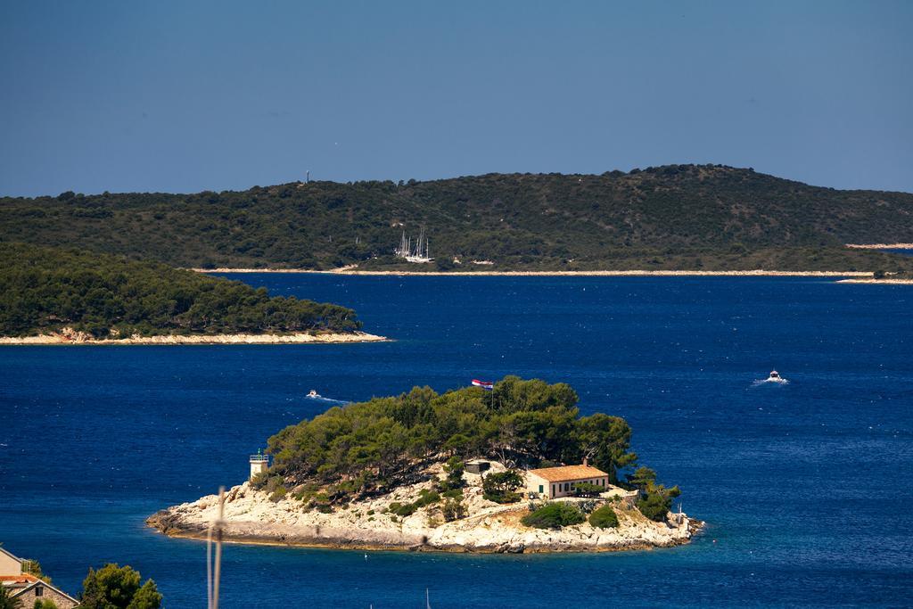 Vucic Apartments Hvar Town Exterior photo